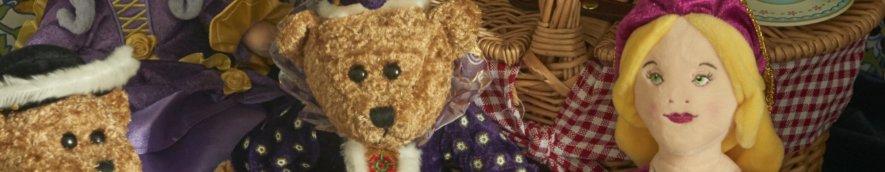 Kings, Queens & Princesses dressup, toys & books Kings, Queens & Princesses dressup, toys & books