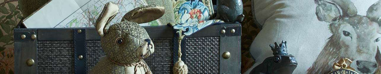 Decorative accessories Decorative accessories