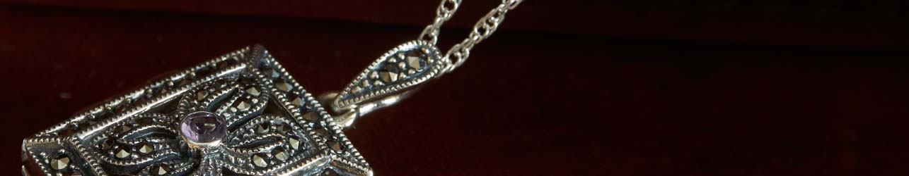 Lockets Lockets