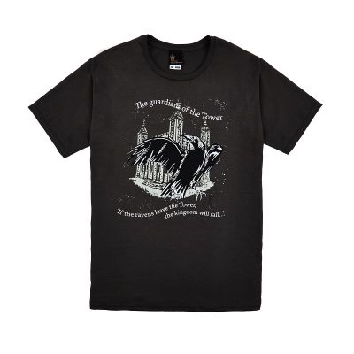 Black t-shirt with raven 