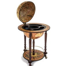 Da Vinci Bar Globe