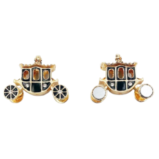 Carriage crystal magnet
