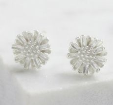 Sterling silver daisy stud earrings