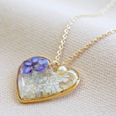 14ct gold plated pressed flowers heart and faux pearl pendant