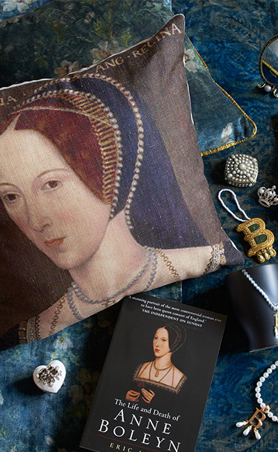 Anne Boleyn book & gift collection